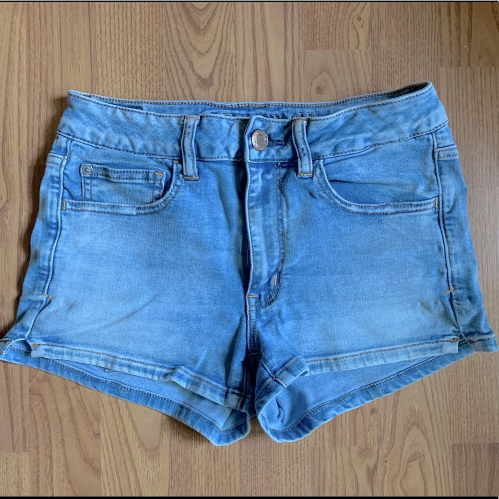 American Eagle! SUPER SUPER stretch hi-rise Shorts